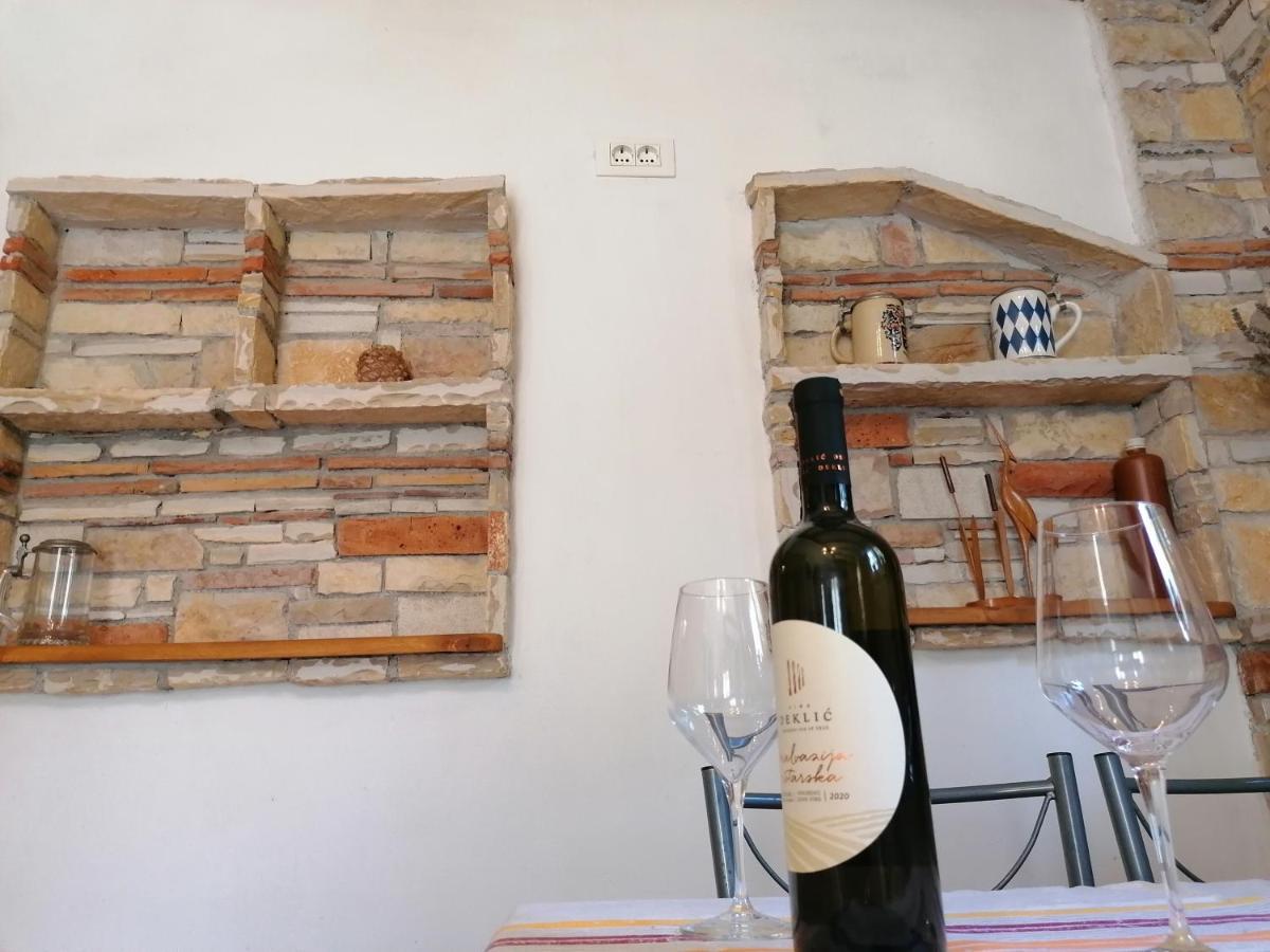 Nice Apartment Montepozzo With Private Garden Rovinj Kültér fotó