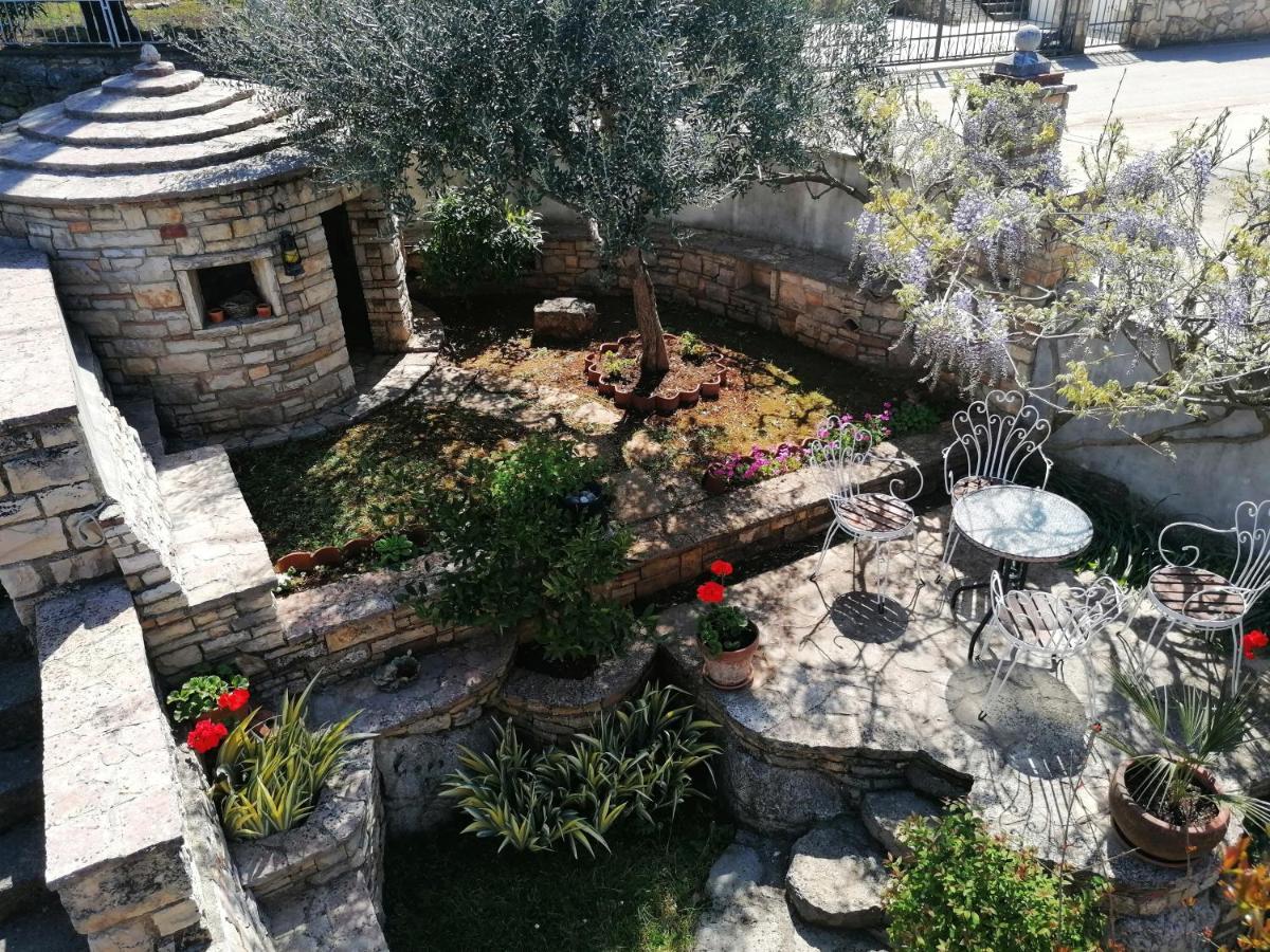 Nice Apartment Montepozzo With Private Garden Rovinj Kültér fotó