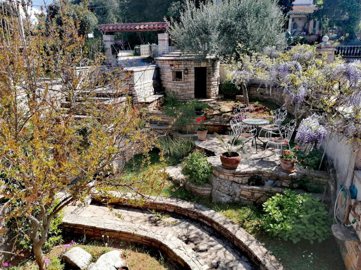 Nice Apartment Montepozzo With Private Garden Rovinj Kültér fotó