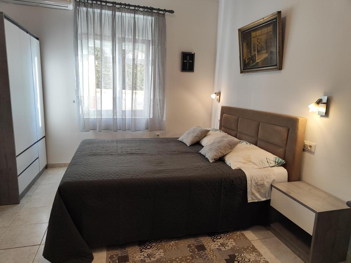 Nice Apartment Montepozzo With Private Garden Rovinj Kültér fotó